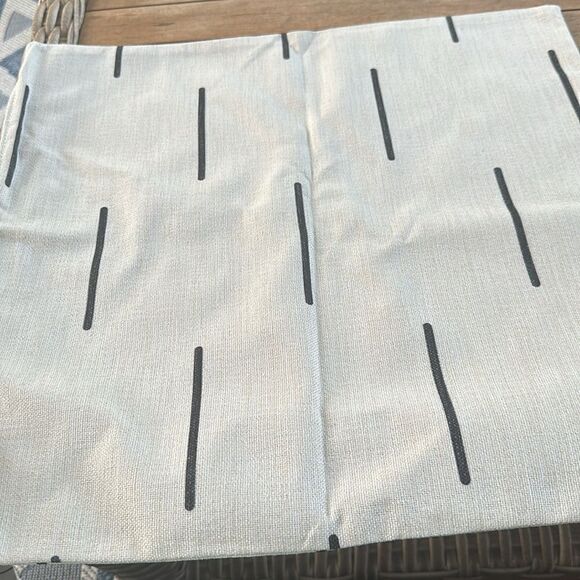 Assorted Geometric Print Pillow Covers (3) 18”x18” - Picture 5 of 5